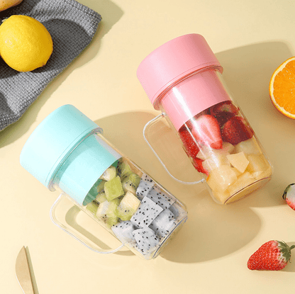 Rechargeable Mini Juicer with Cup